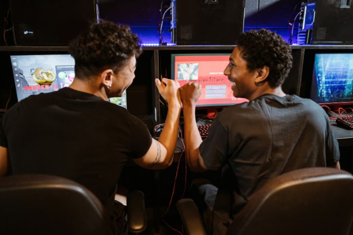 常见的网络成瘾心理因素